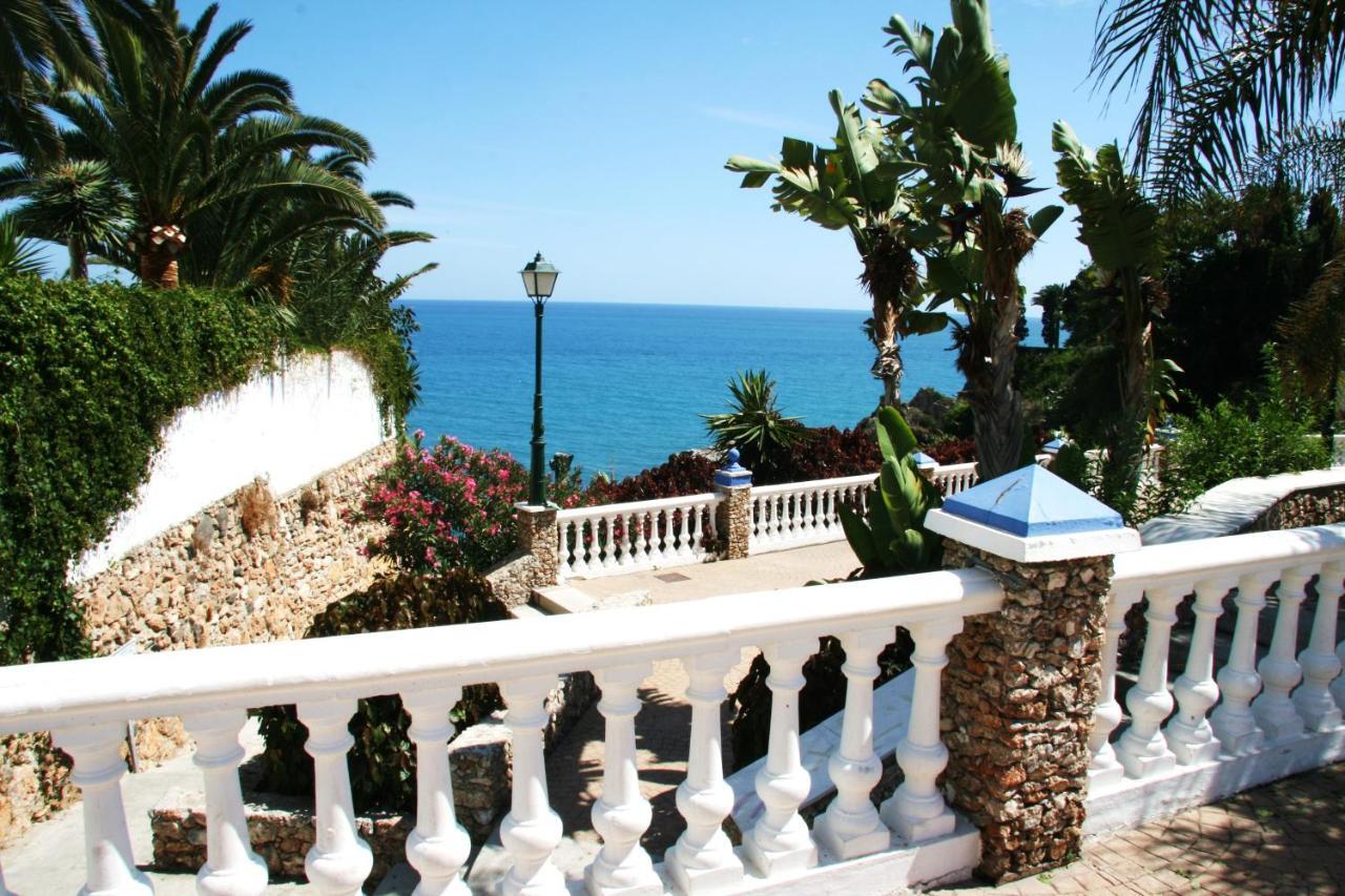 Verdemar Apartment With Sea View And Garden 네르하 외부 사진