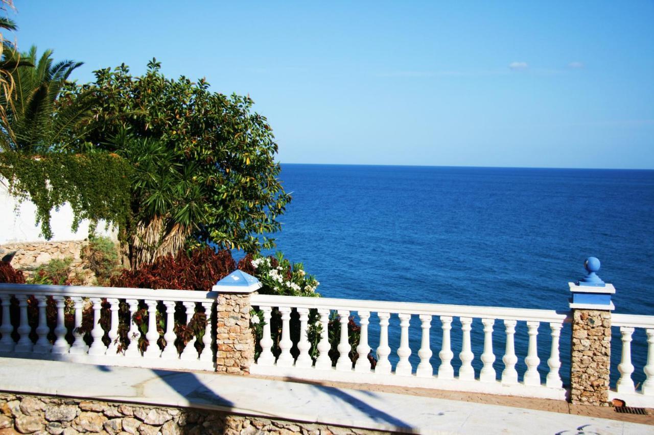 Verdemar Apartment With Sea View And Garden 네르하 외부 사진